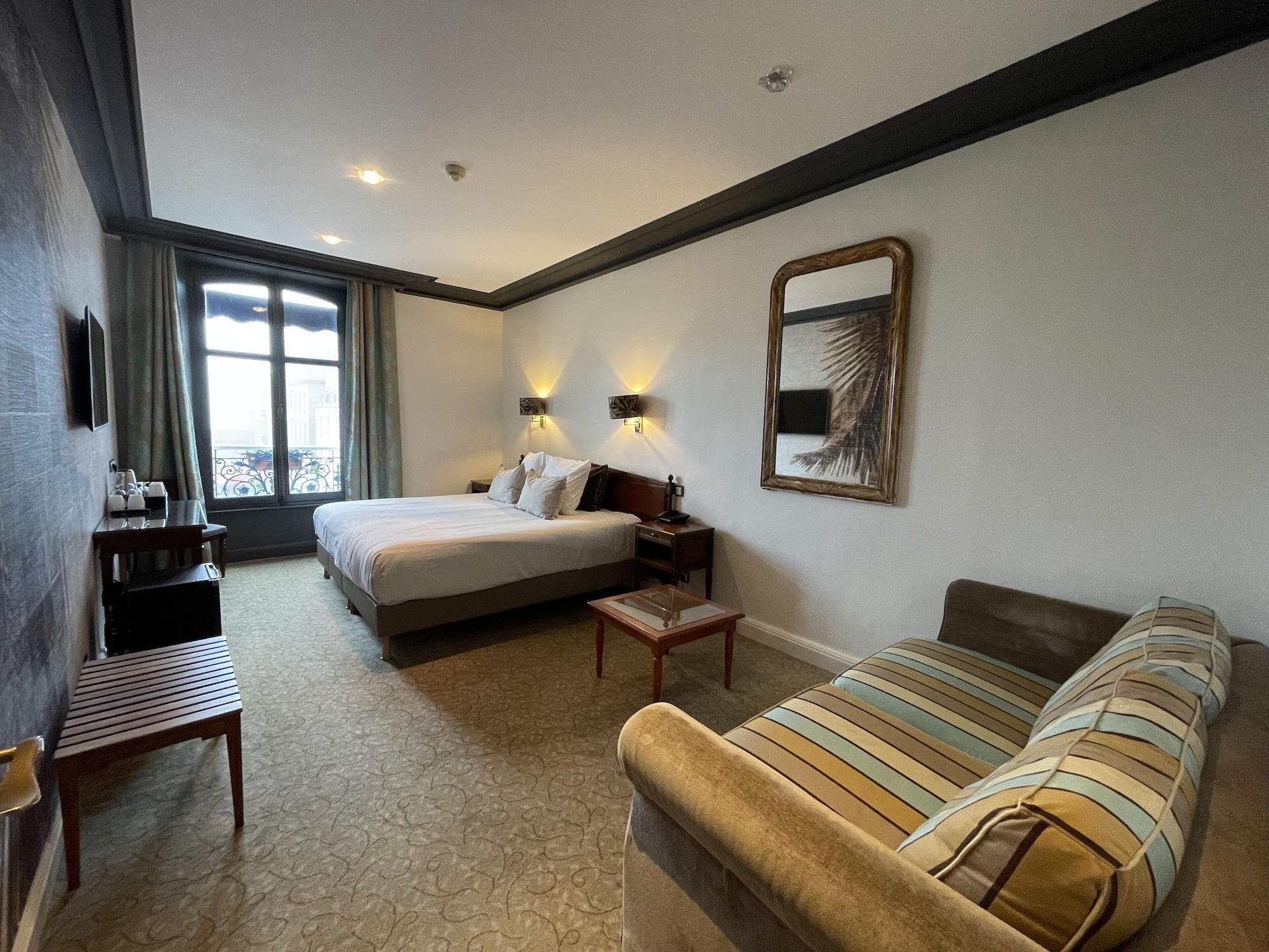 Hotel De France Et Chateaubriand 3*
