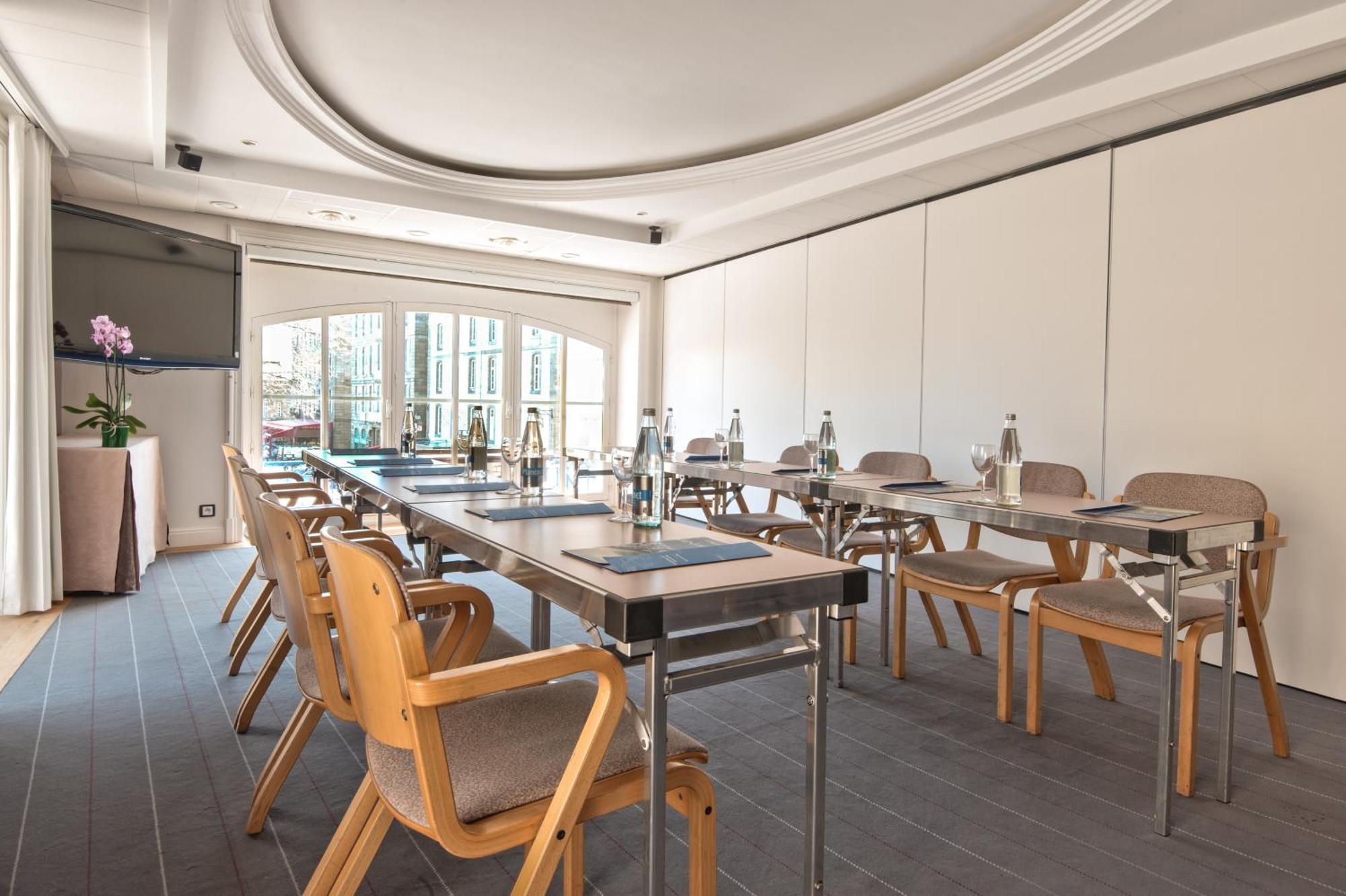 Hotel De France Et Chateaubriand 3*