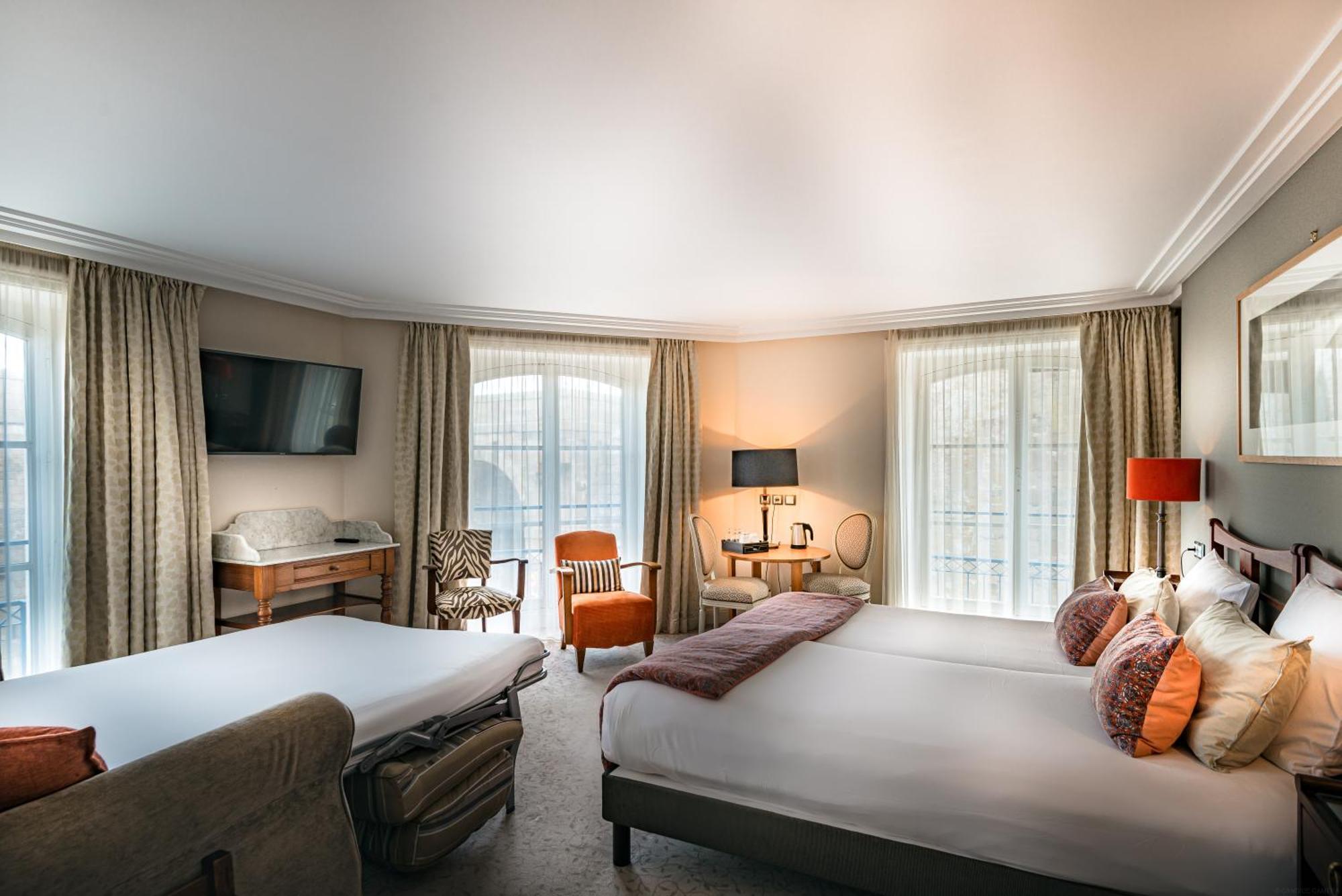 Hotel France Et Chateaubriand